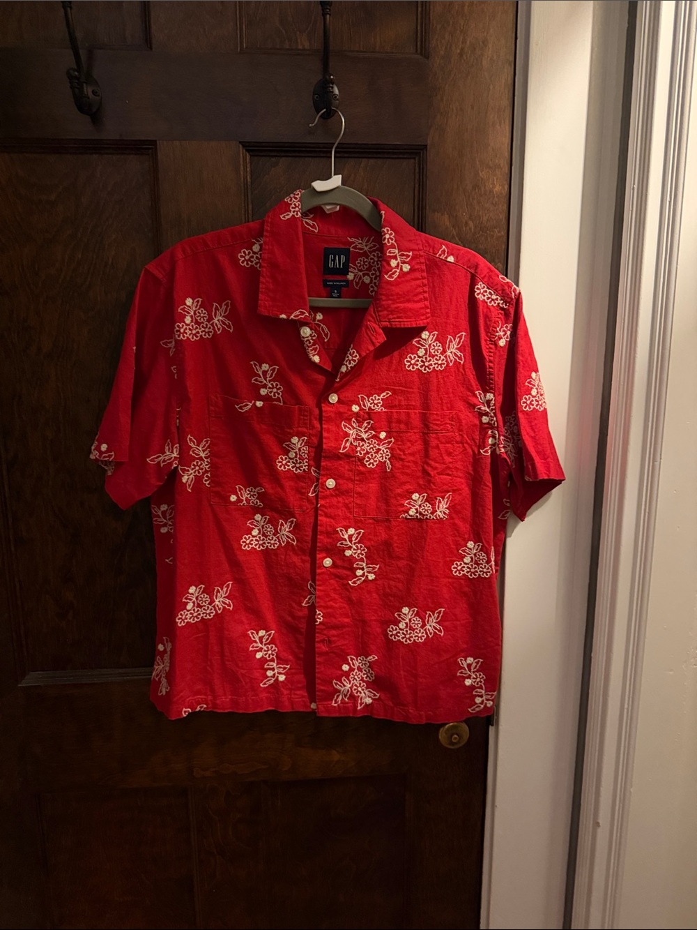 GAP Red Short-Sleeve Floral Camp Shirt
